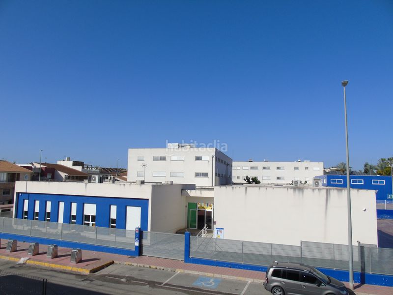 Foto ddafc8cd-7cee-471c-9051-6e79f1aadce1. Casa aparellada amb xemeneia aparcament a Ceutí