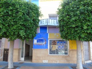 Casa  Calle don pedro gil 3. Se vende casa para reformar en lorqui
