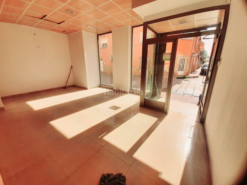 Foto a9607b28-f90e-463f-9d5a-bd9682615c01. Local comercial a calle murillo 6 a Ceutí