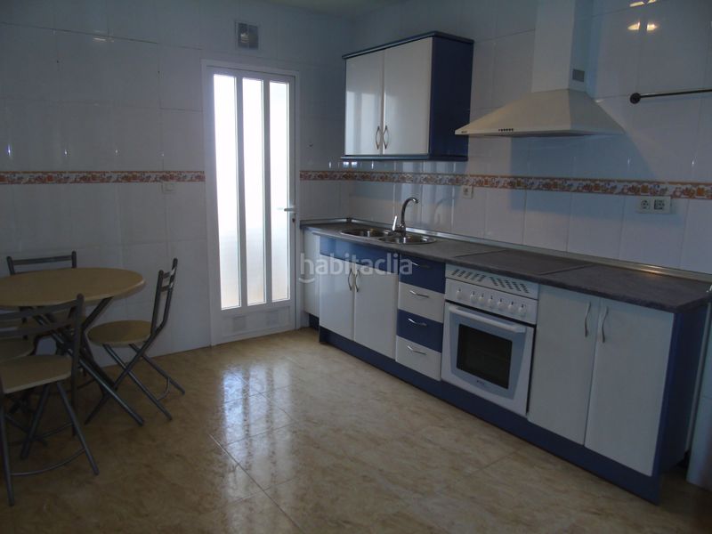 Foto df9030c1-76d7-4136-96b8-a414d829fce5. Pis amb aparcament a Ceutí