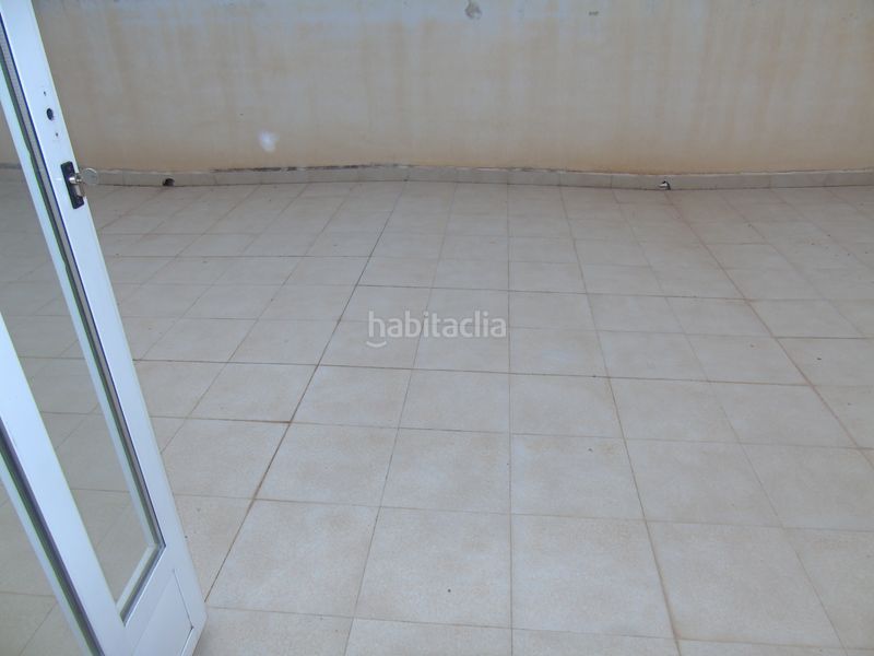 Foto 295b68c7-1f09-4b37-a77d-218533648d15. Casa adossada amb xemeneia aparcament a Ceutí