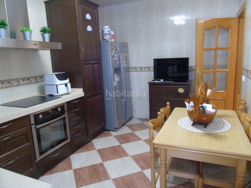 Foto 37d8c97b-4567-4c31-907f-19489fc029e4. Casa adossada amb xemeneia aparcament a Ceutí