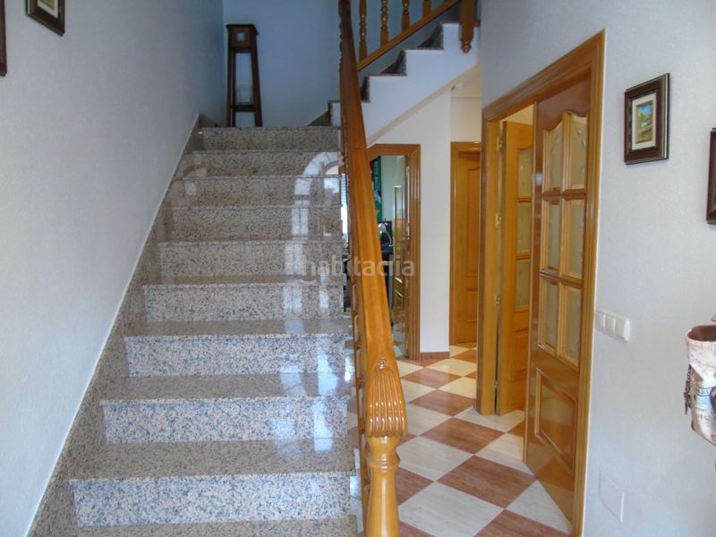 Foto 5010e4f7-90a3-40c5-ae0e-079d05b47b11. Casa adossada amb xemeneia aparcament a Ceutí