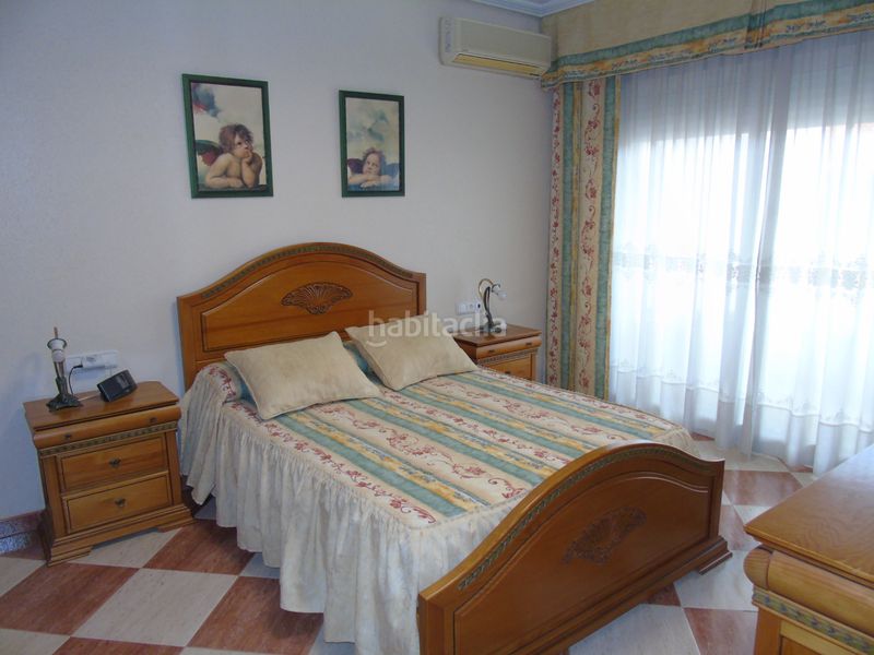 Foto 85e81c1d-f7b4-4d56-aea8-f70c9d399b76. Casa adossada amb xemeneia aparcament a Ceutí