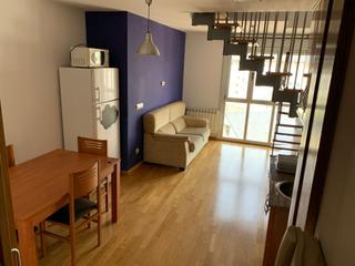 Duplex à Centro. Venta de apartamento-duplex en pleno centro de ponferrada