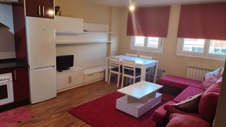 Rent Apartment in Cuatro Vientos. Alquiler de apartamento seminuevo en cuatrovientos, ponferrada