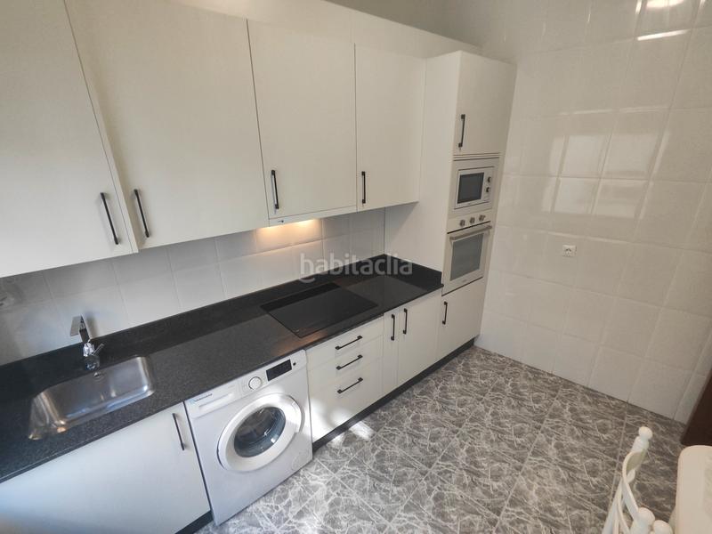 Foto f6ae823c-c982-4683-868c-713819132464. Rent apartment with heating in Centro Ponferrada