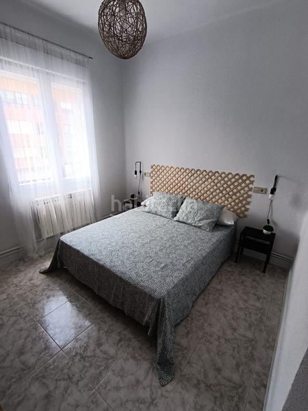 Foto 841c5e7b-4050-4441-bba4-9956392fc0b2. Location appartement avec chauffage dans Flores de Sil - La Placa Ponferrada
