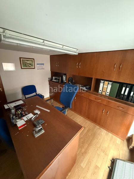 Foto 3010ca5d-0ddc-4bf0-9726-e8bbc96e2df2. Local comercial a Centro Ponferrada