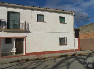 Casa  Calle el reino. Enorme casa a la venta