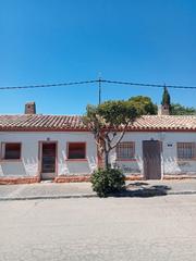 Casa en Ejea de los Caballeros. Buena oportunidad de compra dos casas en el bayo