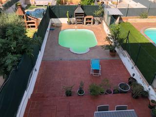 Casa aparellada  Avinguda catalunya 20. Casa pareada banyeres del penedes