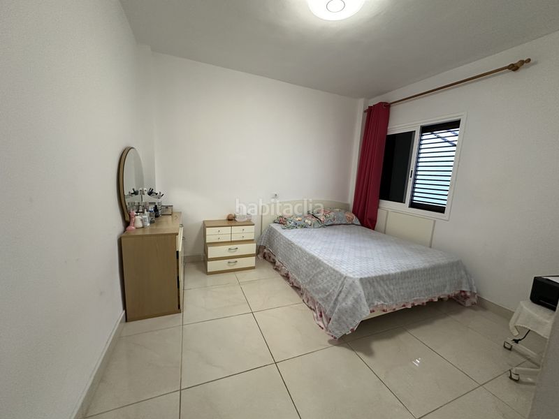 Foto 46244f98-7bbe-47f6-84a2-b168d3033678. Apartament amb piscina a Los Cristianos Arona