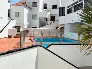 Apartamento  Calle montaña chica. Piso acogedor en complejo tranquilo con piscina los critianos