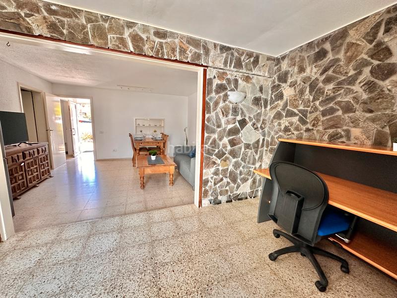 Foto 8d28f48c-8043-48c8-8451-52879855e813. Lloguer casa adossada a avenida la arenita 11 a Palm - Mar Arona