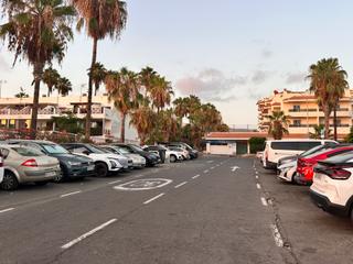 Casa  Calle víctor zurita soler 1a. Bungalow  cerca al playa las  américas