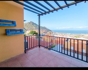 Casa adosada  Calle extremadura. Adosado con vista mar en costa adeje