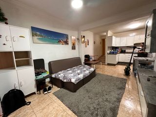 Appartement  Calle ramon pino. Piso en los cristianos primero planta sin ascensor
