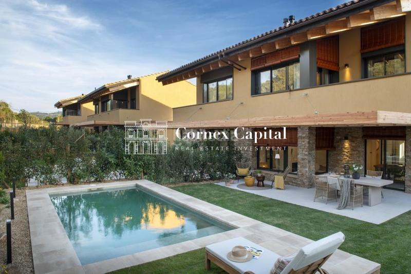 Foto 5d18bd6d-d38d-48e1-83f4-4dd2ada06e93. Casa a schiera con riscaldamento parcheggio piscina in Begur