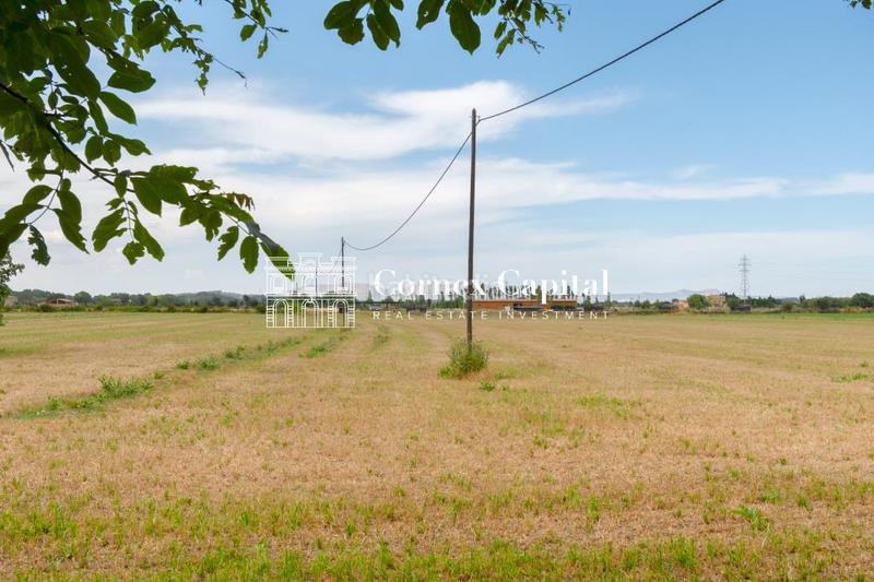 Foto 45a8b524-e440-491d-b824-6dea357abdc7. Masia amb aparcament a Forallac