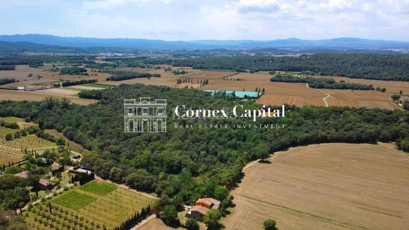 Foto 6272af43-1b44-4d2d-9717-7fdedcc483c4. Masia amb aparcament a Forallac