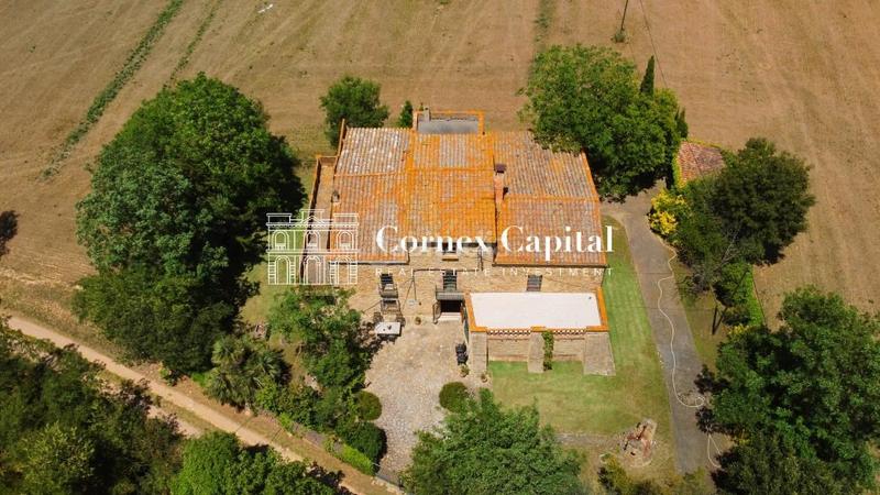 Foto 9b84fa89-44cc-4761-8895-f84a747a4250. Masia amb aparcament a Forallac