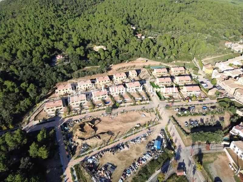 Foto 6b86f6bb-31b2-42e4-9a86-14822fa76cd2. Casa adossada amb calefacció aparcament piscina a Regencós