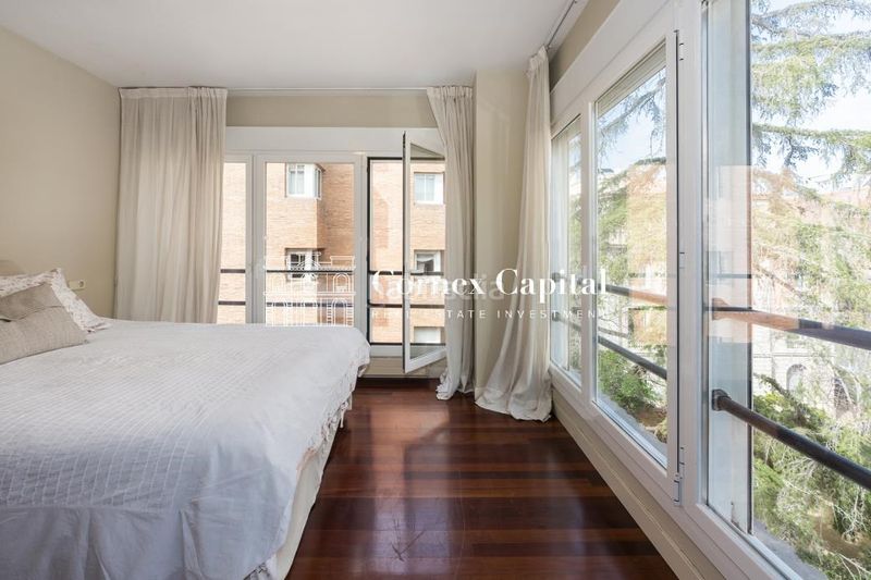 Foto 1ca0b0f1-e2cb-4c29-94bb-b382b5f1118e. Penthouse with heating parking pool in Tres Torres Barcelona