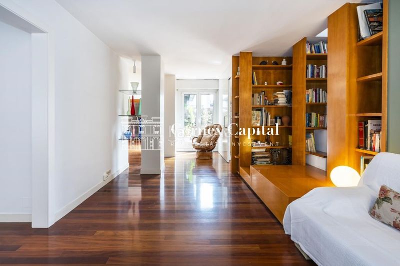 Foto 40bda300-889d-4340-95d1-711c69a394d3. Penthouse with heating parking pool in Tres Torres Barcelona