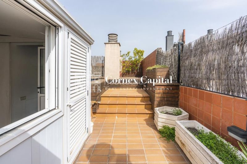 Foto 943dab0f-7119-416c-801a-12bbe18734ba. Penthouse with heating parking pool in Tres Torres Barcelona