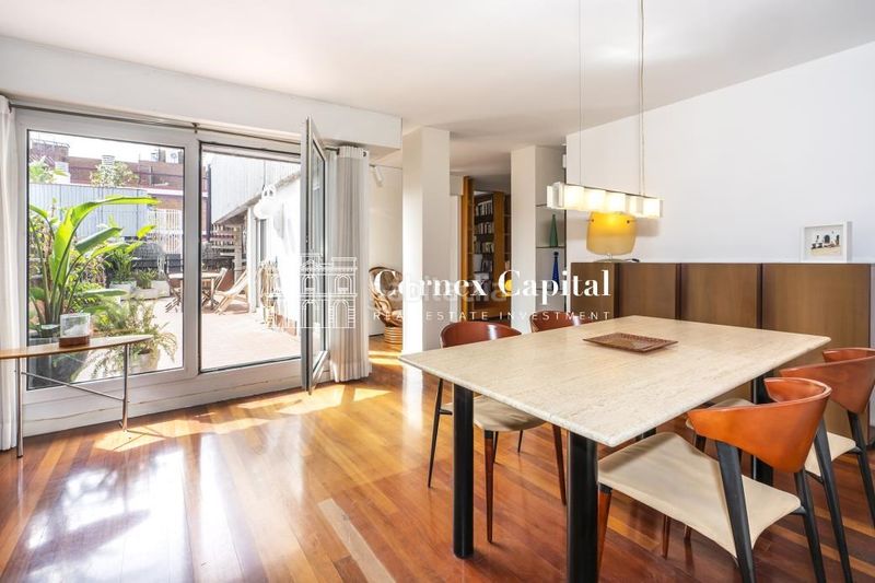 Foto b80f96f2-82b6-4e61-a8a1-20aa48ce765c. Penthouse with heating parking pool in Tres Torres Barcelona