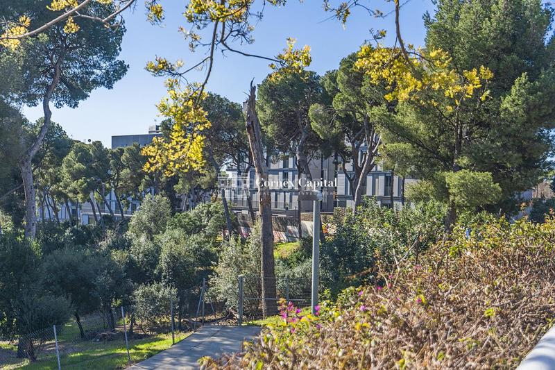 Foto 8d93f377-b026-4e94-9145-40370a0a9cd0. Location appartement avec chauffage parking piscine dans Barcelona