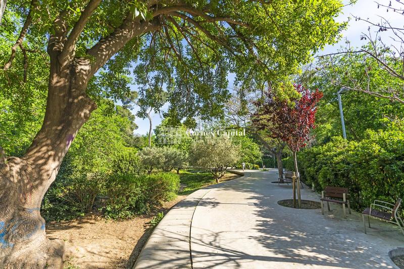 Foto 283edc60-471e-4766-be9c-d27a85c6f1f8. Rent flat with heating parking pool in Sarrià Barcelona