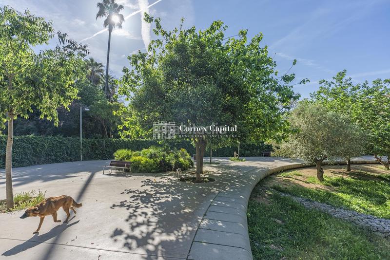 Foto 7291080a-5d2a-4c2e-a747-9bb6cffc2190. Rent flat with heating parking pool in Sarrià Barcelona