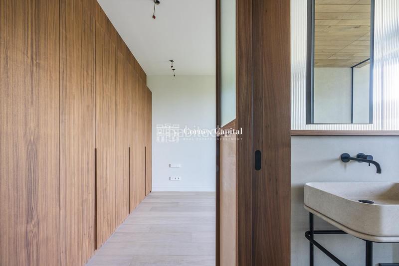 Foto 9326bcdd-5f65-4901-9ad8-931f236056cd. Alquiler piso en Sarrià Barcelona