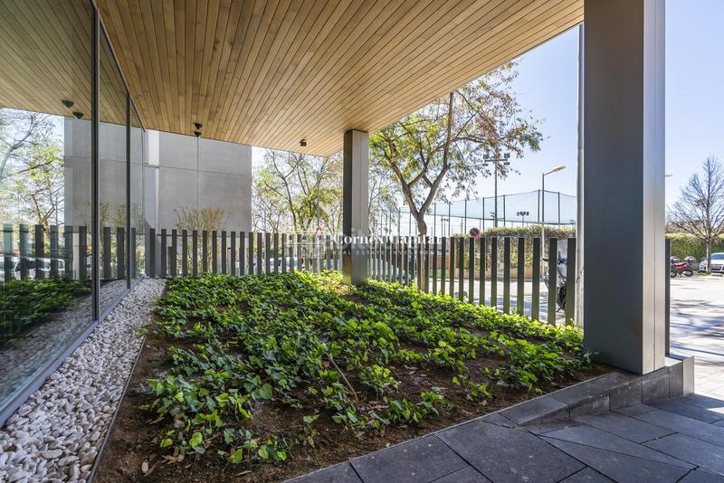 Foto f8b02fbe-25b8-4fcd-adc1-5ef39a437235. Alquiler piso en Sarrià Barcelona