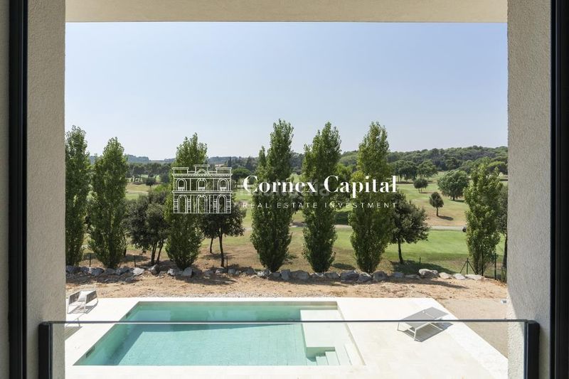 Foto 9fe3f833-6f76-449a-9010-7a1b5b6e09f3. Casa amb calefacció aparcament piscina a Roca del Vallès (La)