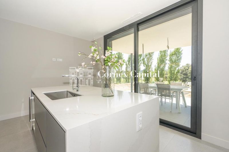 Foto aa2f583b-9cf7-49bb-9f03-1f07aa785351. Casa amb calefacció aparcament piscina a Roca del Vallès (La)
