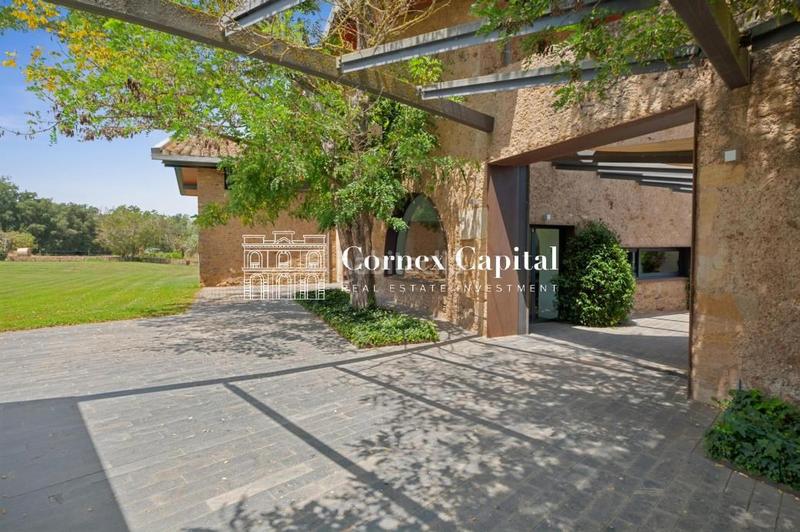 Foto 2601fd21-3ec8-40e2-bb65-32e4f145e398. Casa amb calefacció aparcament piscina a Forallac