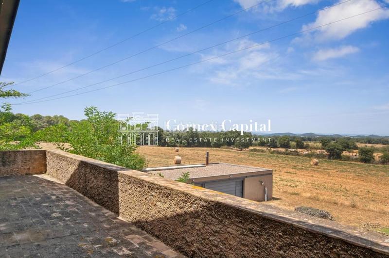 Foto cd2df44c-b6eb-4b61-bb96-7aeb440dbebf. Casa amb calefacció aparcament piscina a Forallac