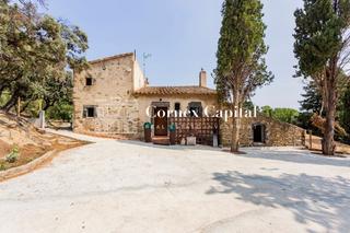 Country house  Palau saverdera