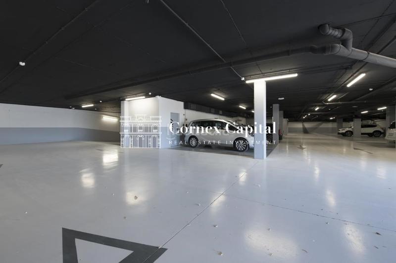 Foto b61a9852-494c-4e3a-ac4f-c39d6bdddae4. Àtic amb calefacció aparcament piscina a Finestrelles Esplugues de Llobregat