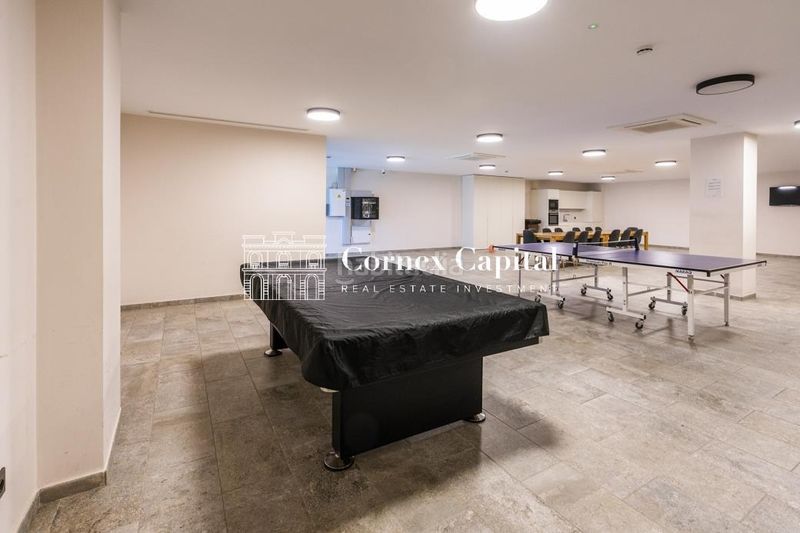Foto cfc33973-717e-45e8-aa1a-68551c96c25f. Àtic amb calefacció aparcament piscina a Finestrelles Esplugues de Llobregat