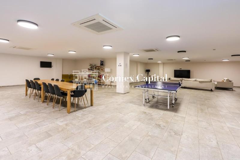 Foto d3190993-6fa1-45cb-b523-4a400b371b10. Attico con riscaldamento parcheggio piscina in Finestrelles Esplugues de Llobregat