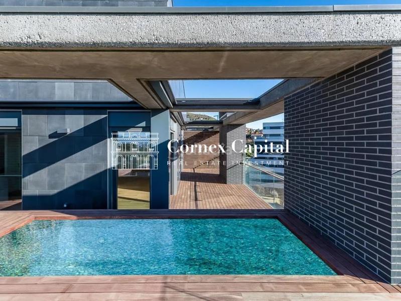 Foto 157c0523-7664-4bc8-b9ce-57b6cffe00c2. Attique avec chauffage parking piscine dans Finestrelles Esplugues de Llobregat