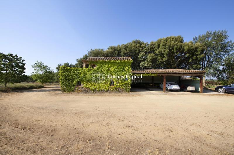 Foto 11f8c448-fa5b-40a8-a558-44b9dd2a7237. Bauernhof mit parking pool in Cassà de la Selva