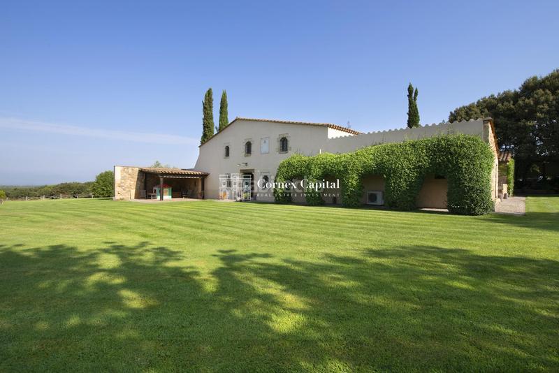 Foto 439b6a9d-29a7-4257-8e83-3621cfa8ac7b. Bauernhof mit parking pool in Cassà de la Selva