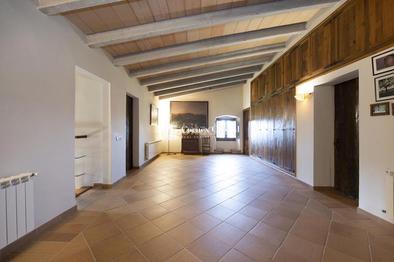 Foto 46d2ca34-111d-40e7-8a5c-2323b6e0294e. Bauernhof mit parking pool in Cassà de la Selva