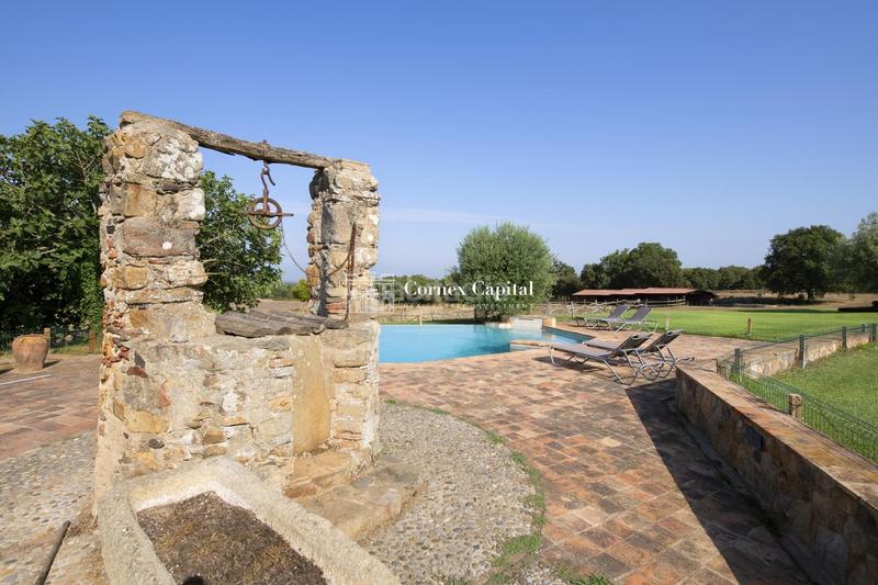 Foto 7a576503-5413-4638-8bcc-9d72d24e9148. Bauernhof mit parking pool in Cassà de la Selva