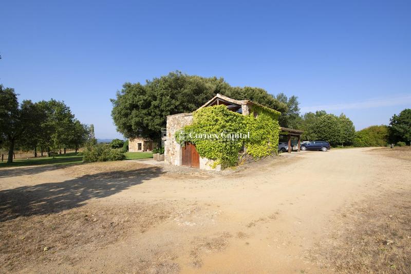 Foto ac202e83-875d-4f7e-98e2-20a4dd4e6d0a. Bauernhof mit parking pool in Cassà de la Selva